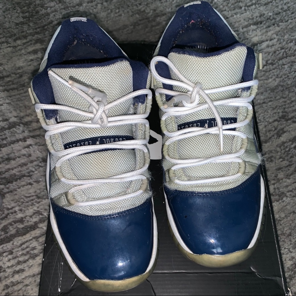 Jordan 11 lows 6.5Y boys = 8 women